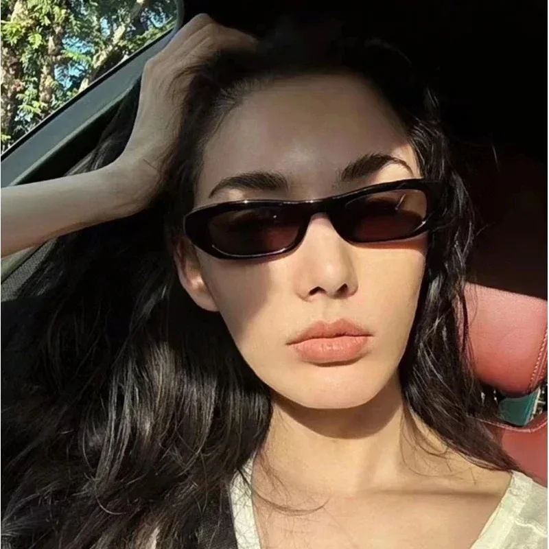 Yeni Retro Oval Çerçeveli Güne - Street Fashion Shoot incelemesi ve fiyatı